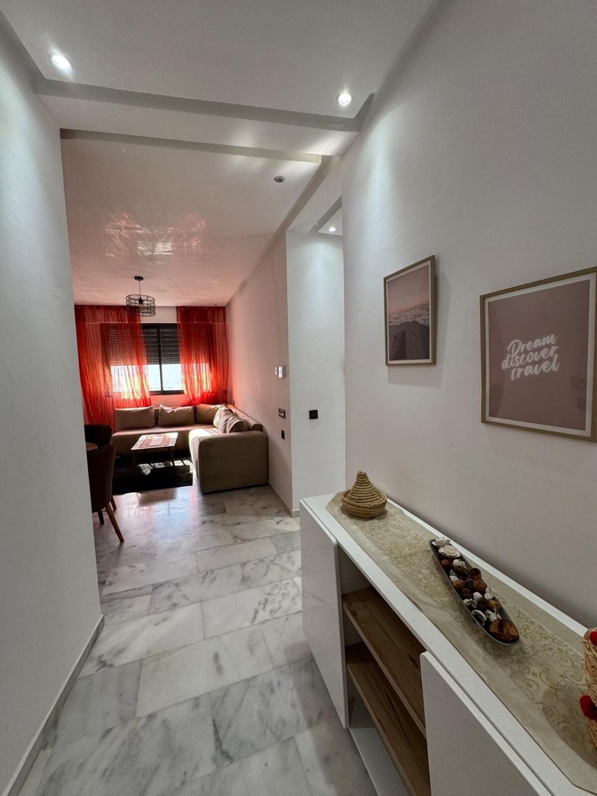 Appartement Cozy 5 Min Walk To Beash *